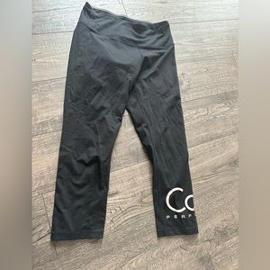 Capri workout leggings